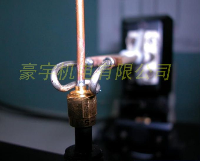 0.4毫米不锈钢瞬间加热到800度 超高频感应加热设备